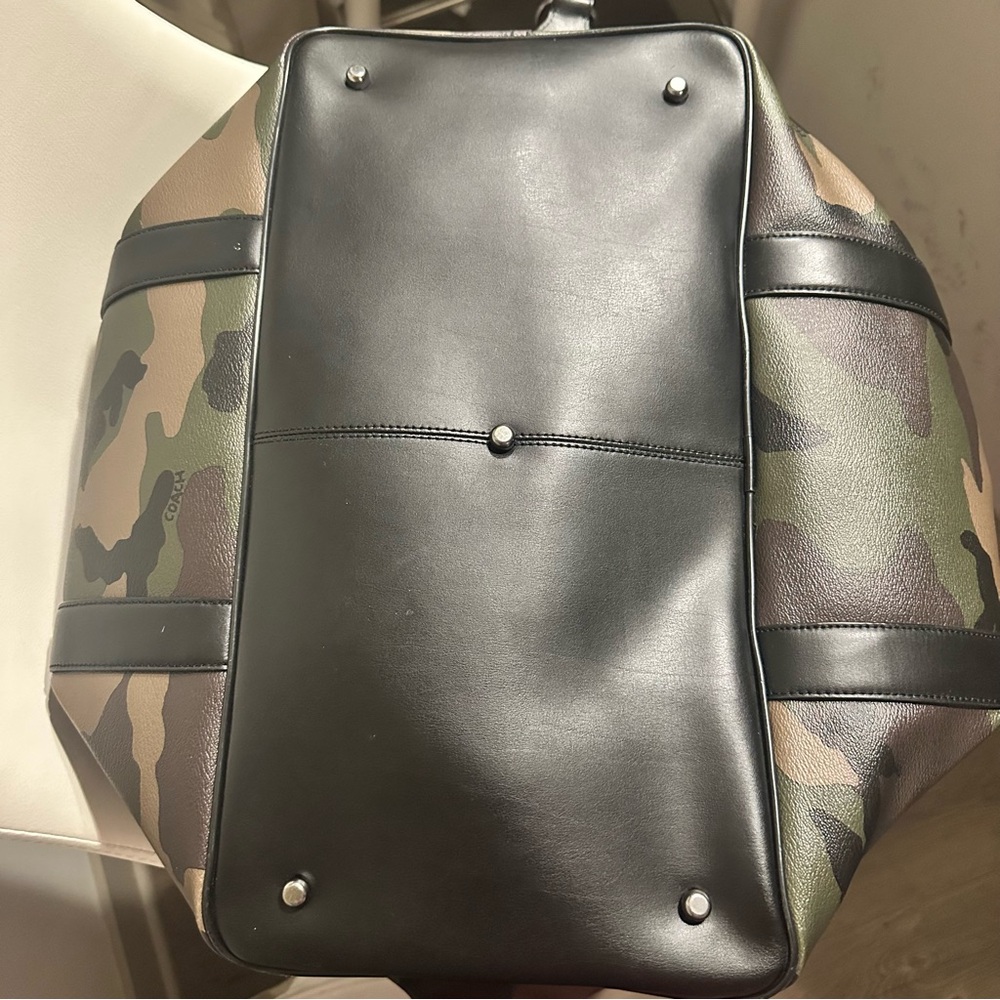 Coach Metropolitan Camo Leather Duffel Bag • Camouflage • Excellent Condition - Picture 10 of 10